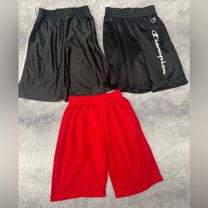 3-prs of kids shorts in black&red shorts s:6-7 in good conditions w/minor flaws